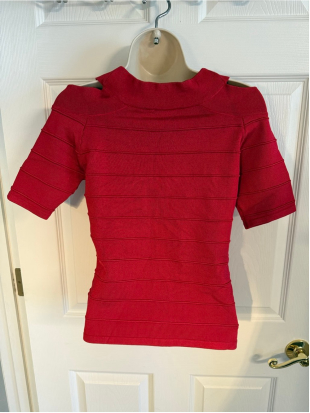 red Boston Proper zipper-front bandage blouse short sleeves cold shoulder XS - Picture 3 of 9